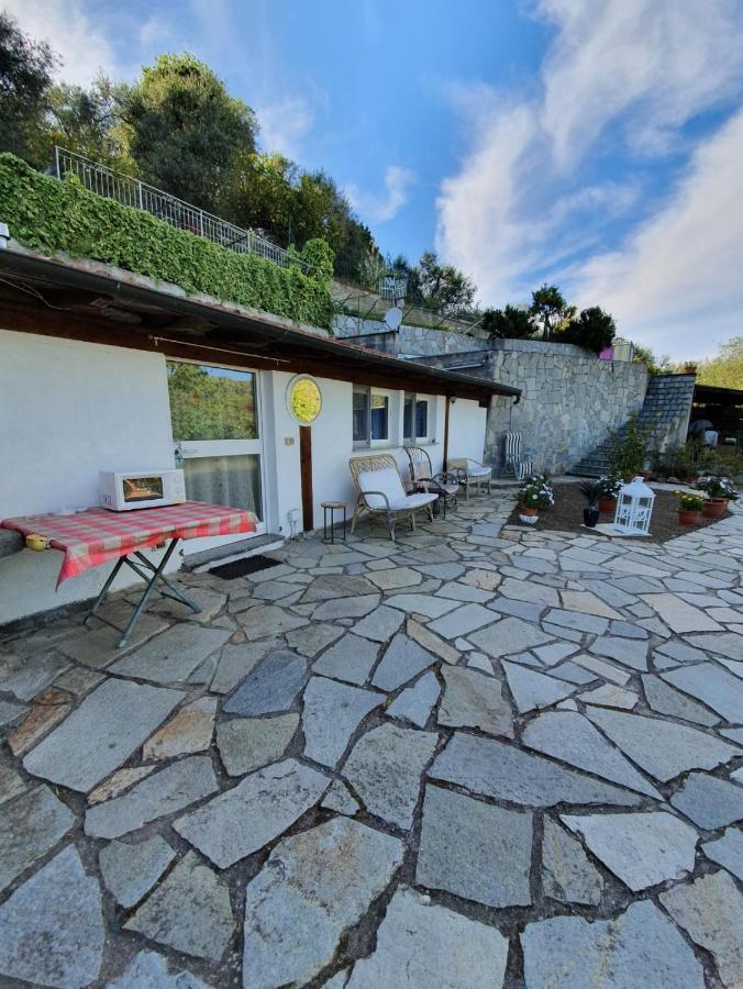 Casa Intera Indipendente Con Giardino Privato Villa Imperia Exteriör bild